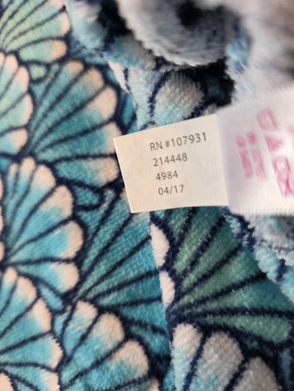 JUSTICE Mermaid Tail Climb In Wrap Turquoise Shell Beach Towel Blanket *EUC*